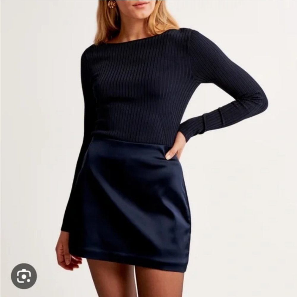 The A&F Scarlett Satin Sculpt Mini Skort